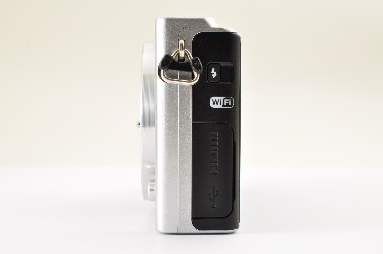 [Top Mint+++ SC: 8] Nikon 1 J4 Silver Double Zoom Kit 10-30mm VR & 30-110mm JPN