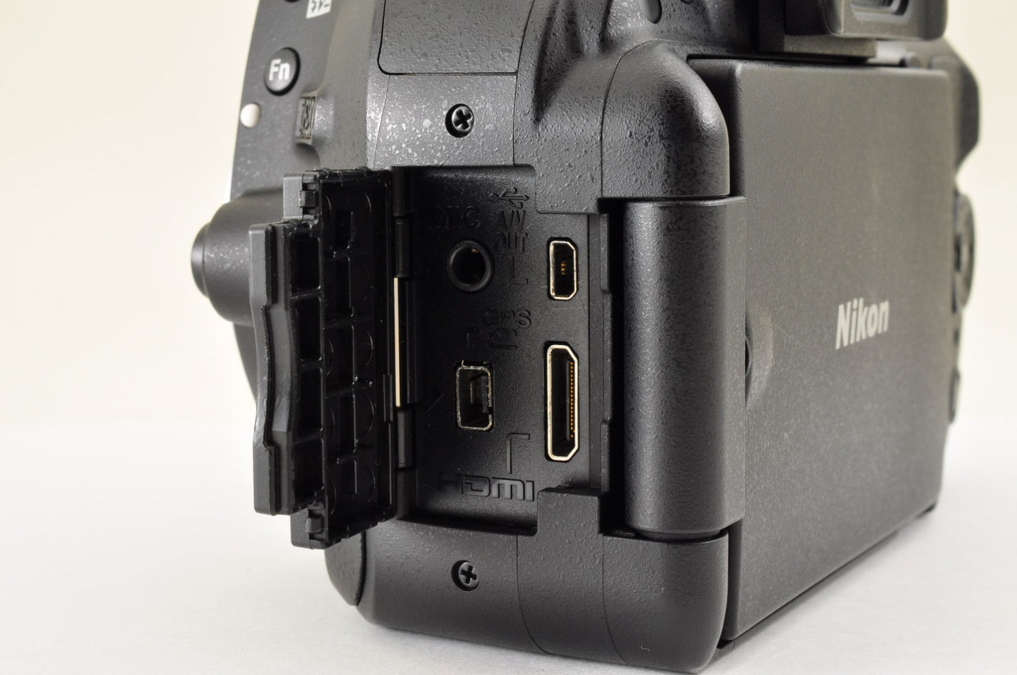 [Mint+ Count: 1980] Nikon D5200 24.1MP Digital SLR BLACK w/ 18-55mm From JAPAN