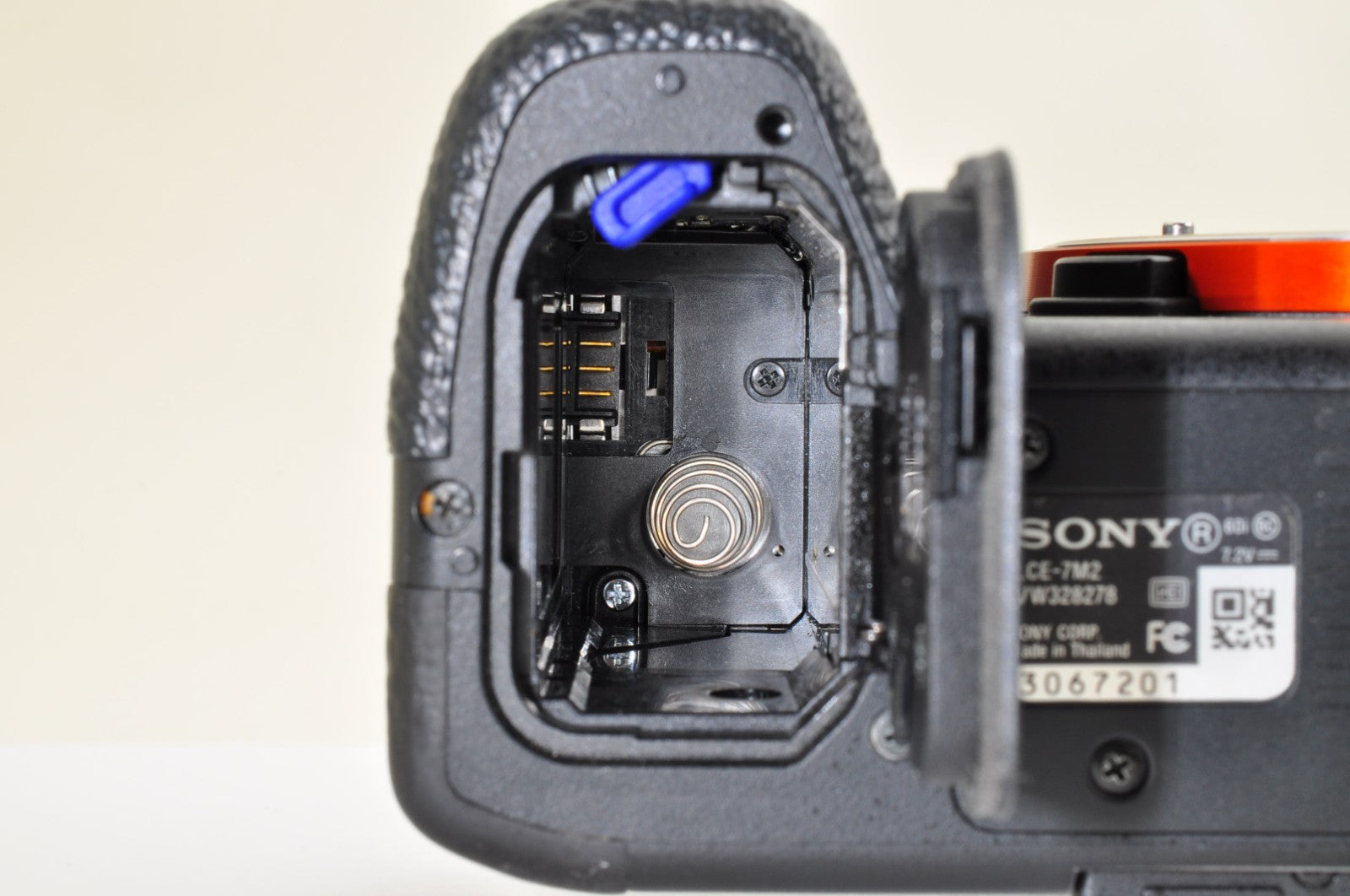 [Near Mint] Sony Alpha A7 II 24.3MP ILCE-7M2 Body 35 languages From JAPAN