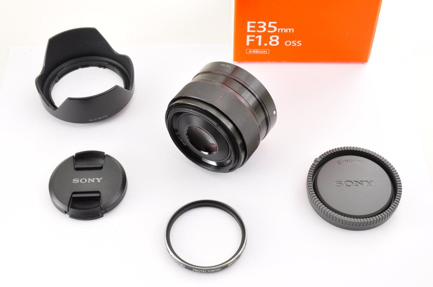 [Excellent+5] SONY 35mm F/1.8 SEL35F18 OSS AF Wide Angle Lens For E Mount JAPAN