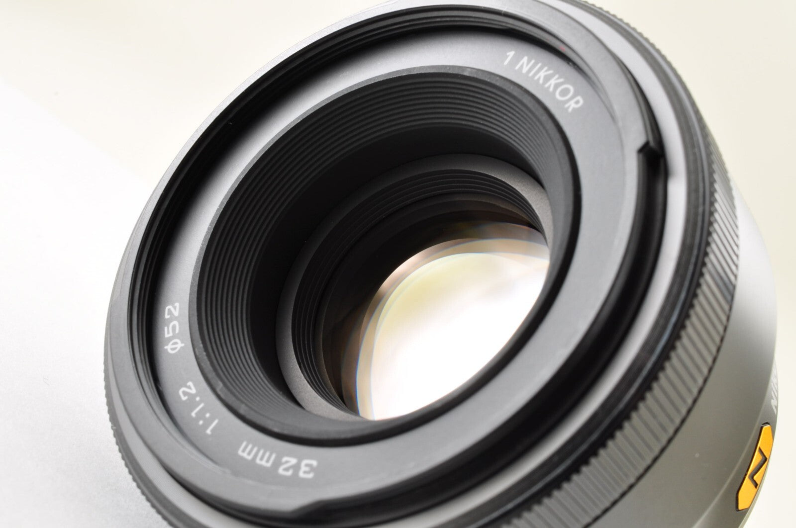 Nikon 1 NIKKOR 32mm f/1.2 BLACK RARE for Nikon CX Format w/ Hood JPN [Mint+++]