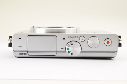 [Top Mint+++ SC: 8] Nikon 1 J4 Silver Double Zoom Kit 10-30mm VR & 30-110mm JPN