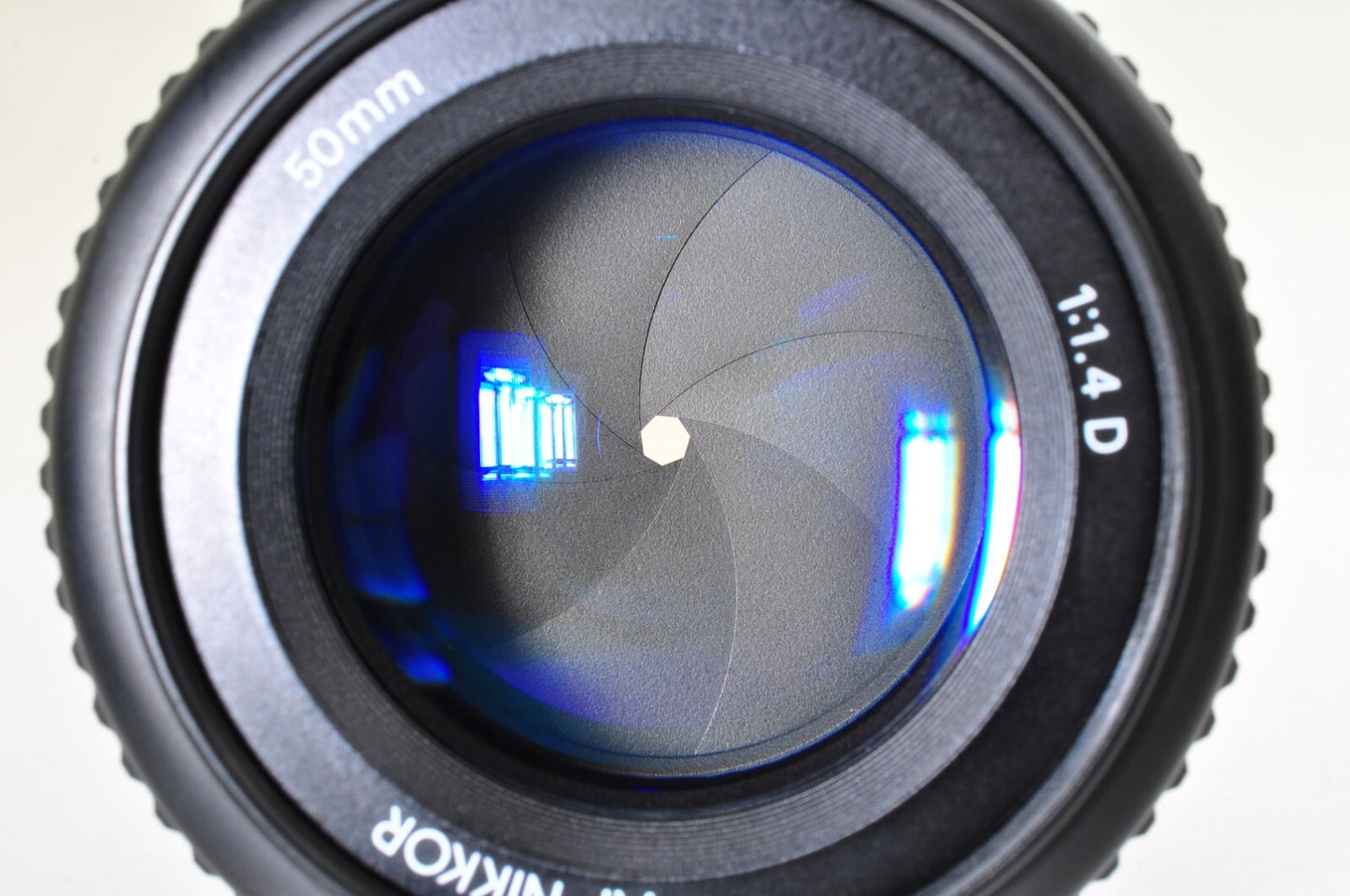 [Mint] Nikon Ai AF Nikkor 50mm f/1.4 D Standard Prime Lens w/ Case From JAPAN