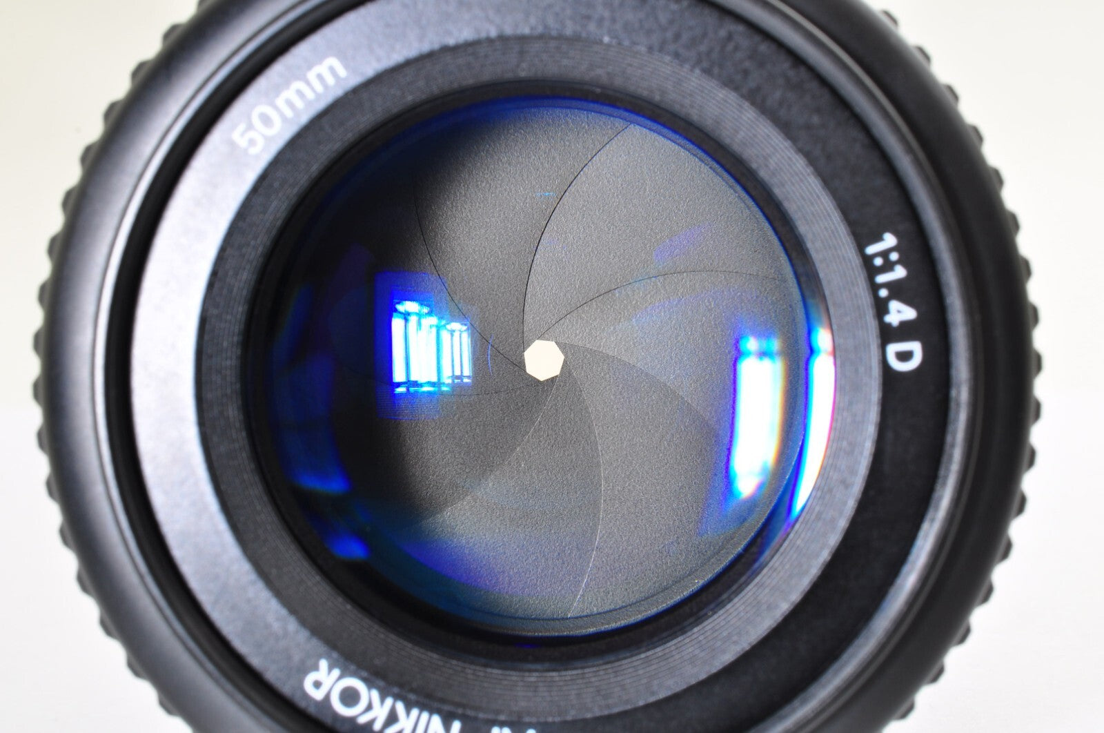[Mint] Nikon Ai AF Nikkor 50mm f/1.4 D Standard Prime Lens w/ Case From JAPAN