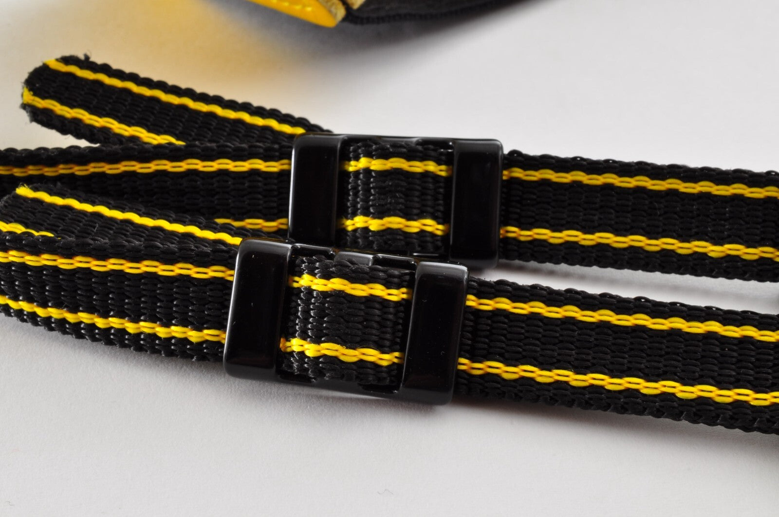 [Duty included] Nikon For Professional Camera Strap Black Yellow White From JPN