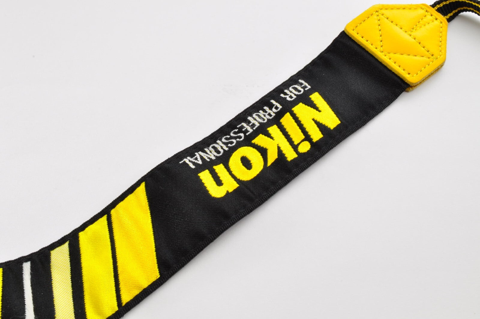 [Duty included] Nikon For Professional Camera Strap Black Yellow White From JPN