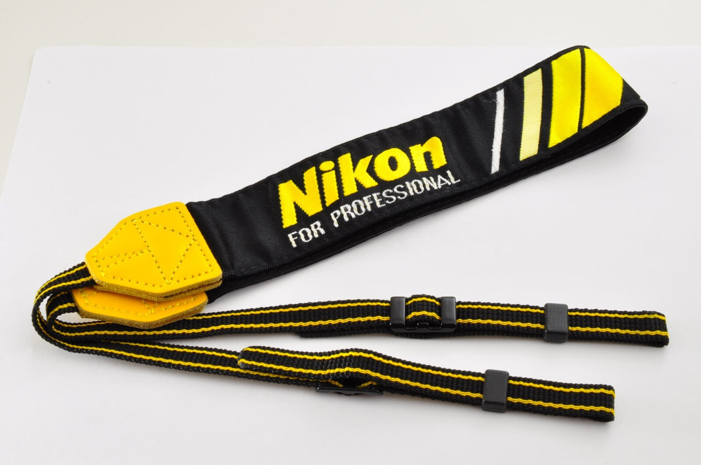 [Duty included] Nikon For Professional Camera Strap Black Yellow White From JPN