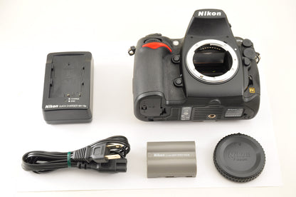 [Mint+ Count: 4191] Nikon D700 12.1MP FX Digital SLR Camera Body Ship from USA