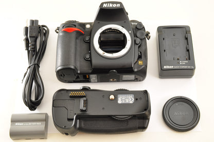 [Top Mint+ SC: 6426] Nikon D700 12.1MP Digital SLR Camera Body Ship from US OR