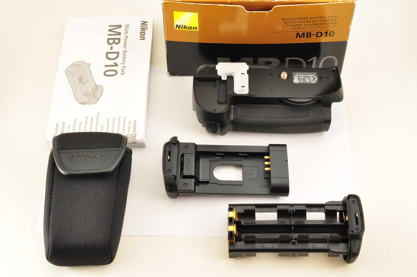 [US Duty Paid] Nikon MB-D10 for D300 D300s D700 Multi Power Battery Pack US Ship