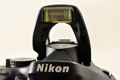 [Top Mint+] Nikon D5200 24.1MP Digital SLR BLACK w/ 18-55mm & 55-300mm US Stock