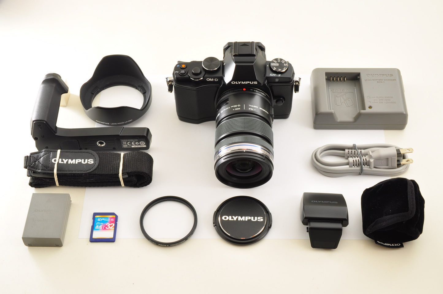 [Mint+++] OLYMPUS OM-D E-M5 Black Digital mirrorless w/ 12-50mm EZ Ship from US
