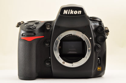 [US Duty Paid] Nikon D700 12.1MP Digital SLR Camera Body Count: 7117 US Ships