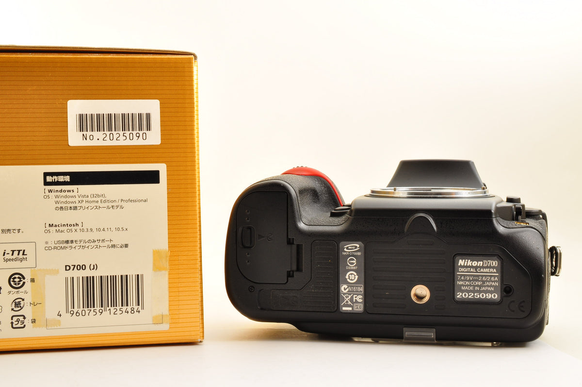 [Mint+++ SC: 6888] Nikon D700 12.1MP FX Digital SLR Camera Body Ship from US OR