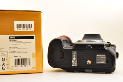 [Mint+++ SC: 6888] Nikon D700 12.1MP FX Digital SLR Camera Body Ship from US OR