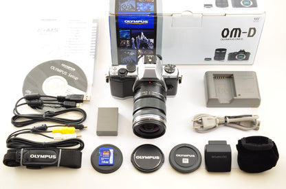 [Mint+] OLYMPUS OM-D E-M5 Silver Digital mirrorless w/ 12-50mm EZ Ship from US