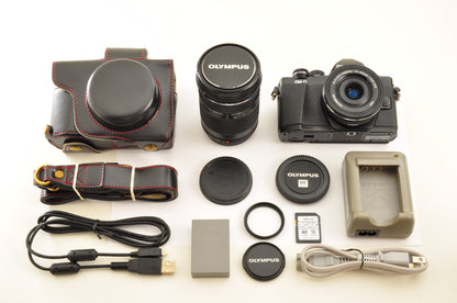 [Top Mint+] Olympus OM-D E-M10 Mark II 16.1 MP w/ 14-42mm EZ & 40-150mm Lens US