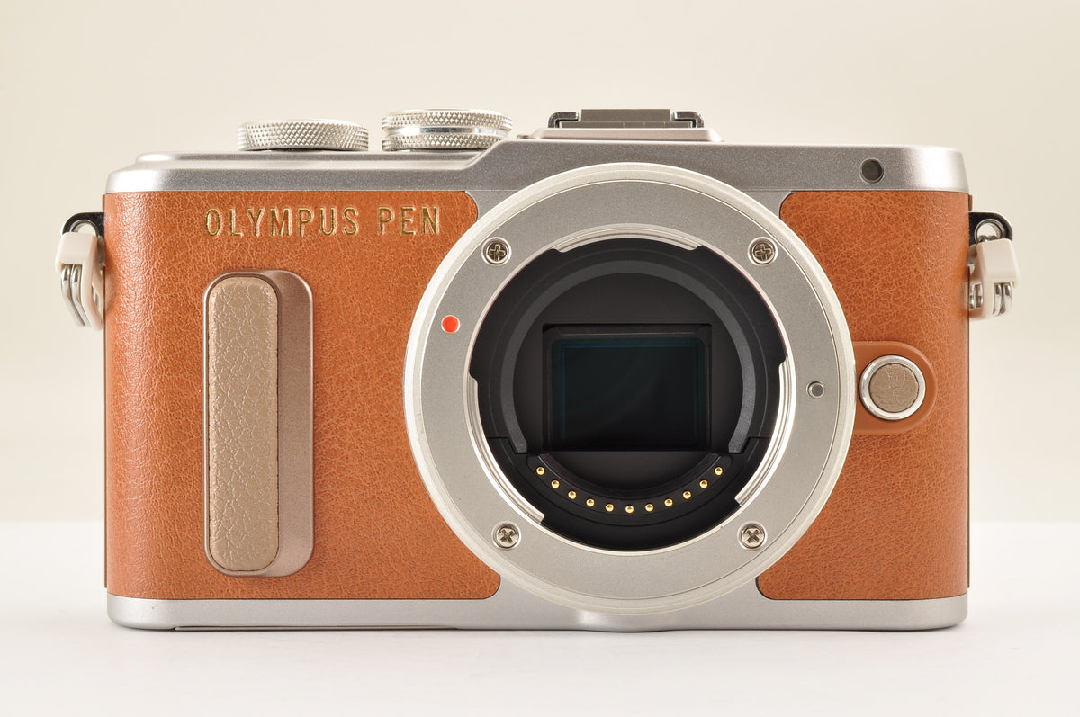 [Top Mint+ SC: 2600] OLYMPUS PEN E-PL8 BROWN w/14-42mm & 40-150mm Lens US Ships
