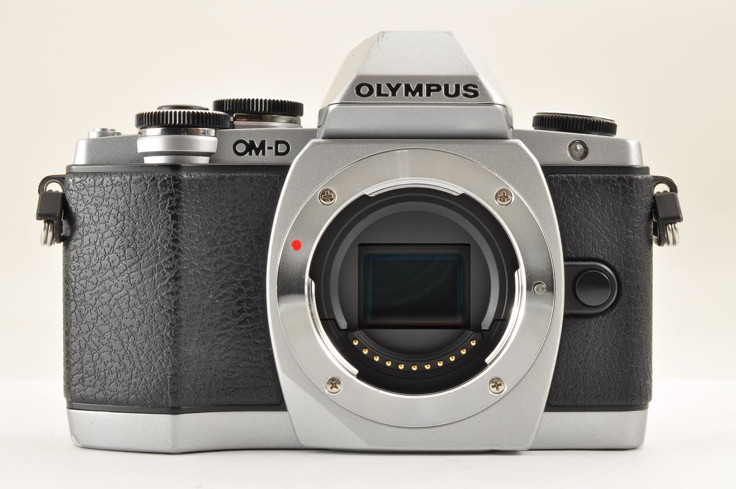[Mint] OLYMPUS OM-D E-M10 Mirrorless Camera w/ 14-42mm 40-150mm Lens US OR Stock