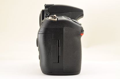 [Mint+ Count: 4191] Nikon D700 12.1MP FX Digital SLR Camera Body Ship from USA