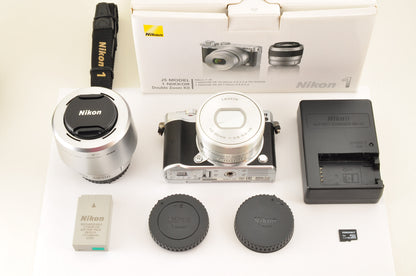 [Top Mint+ SC: 803] Nikon 1 J5 Silver W zoom kit 10-30mm & 30-110mm VR US Stock