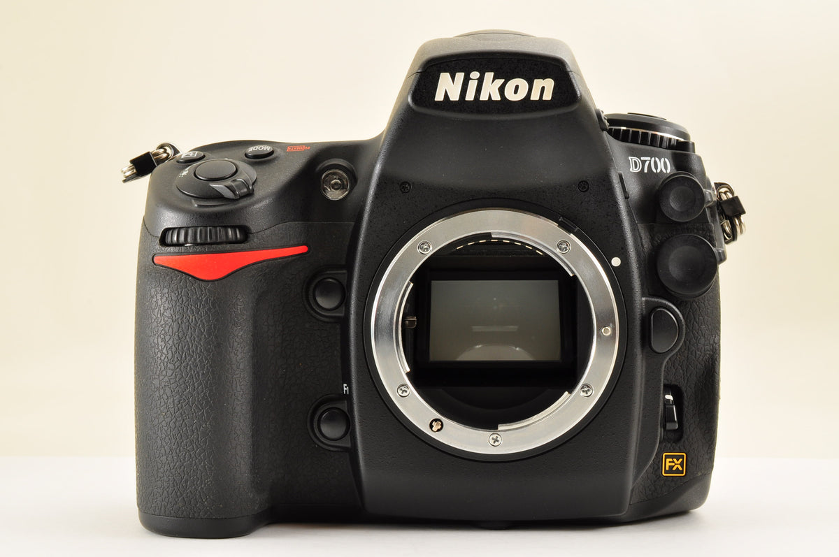 [Top Mint+ SC: 1841] Nikon D700 12.1MP FX Digital SLR Camera Body in BOX US OR