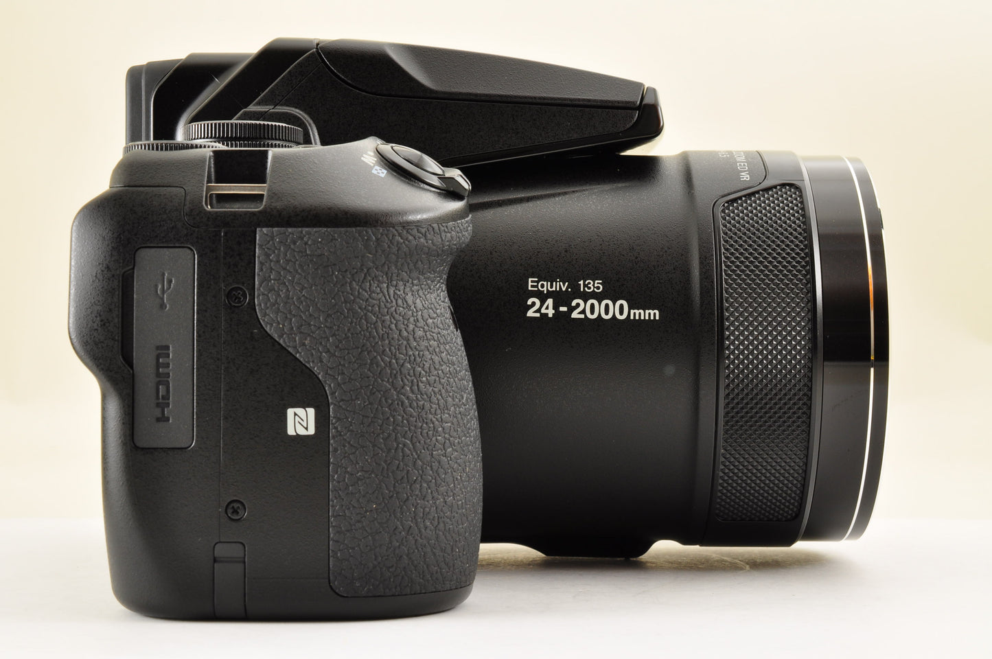 [Top Mint+] Nikon COOLPIX P900 Black 83x zoom 16MP Compact Digital Camera USA