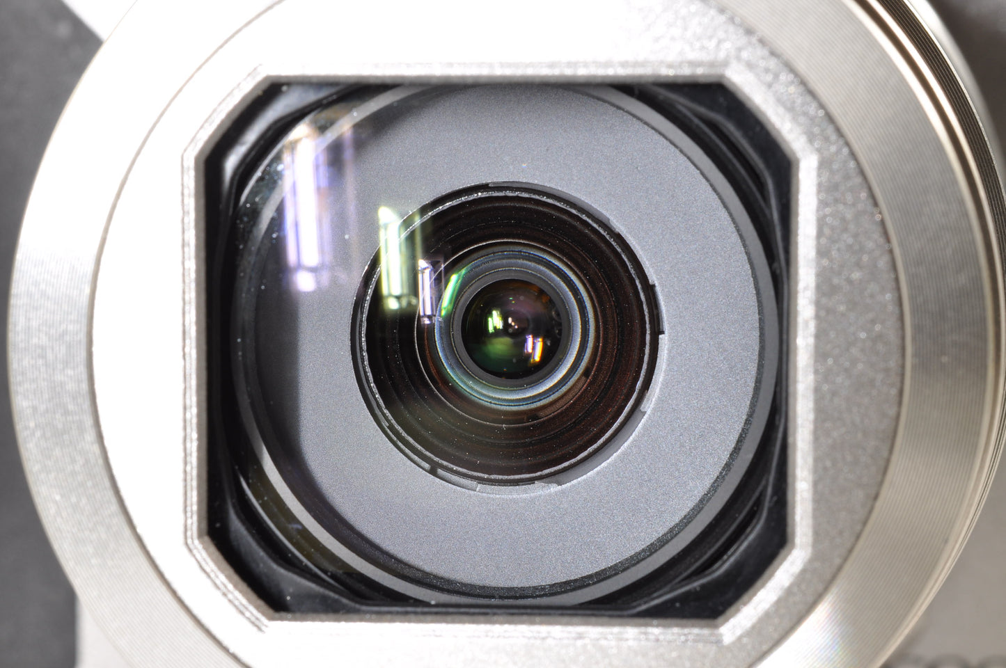 [Top Mint+ in BOX] Nikon COOLPIX A900 Silver 20.3MP Compact Digital Camera OR US