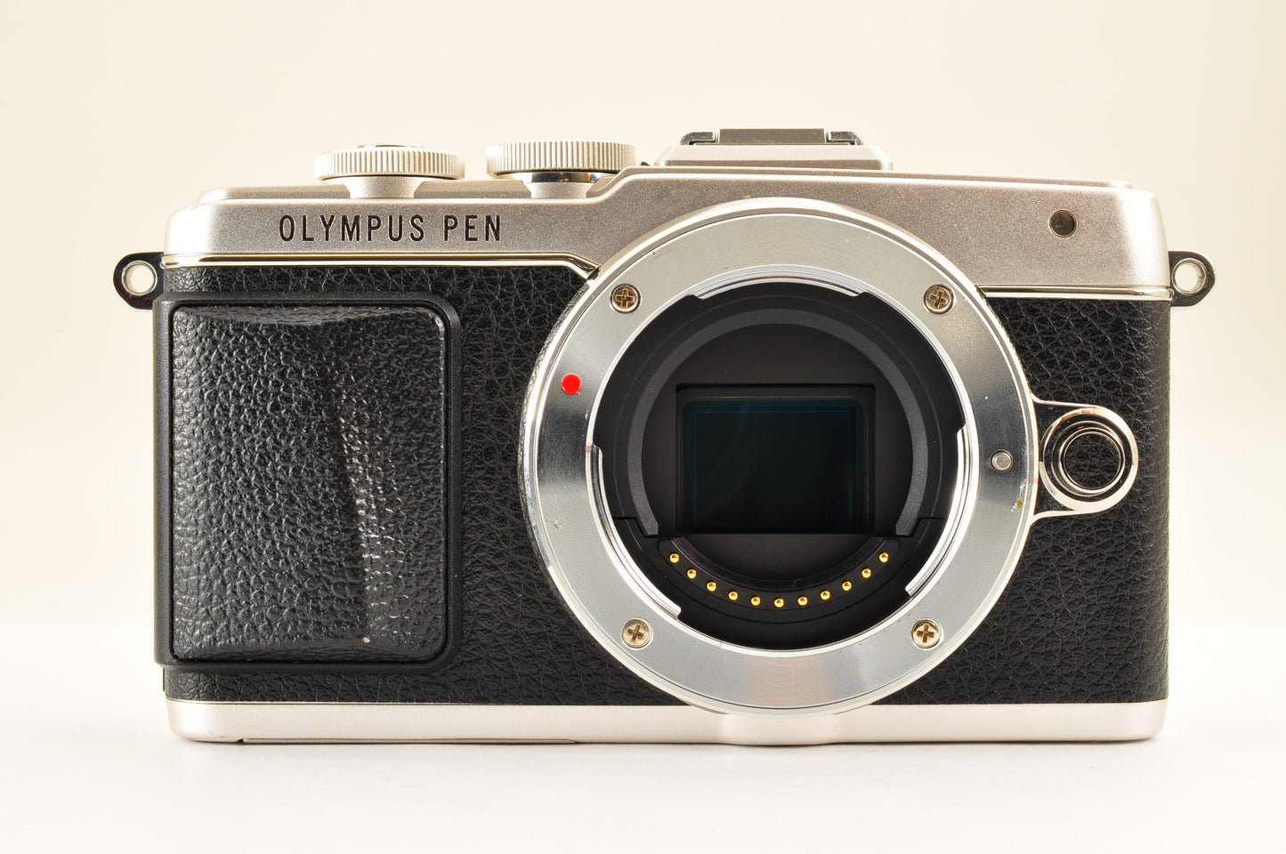 [Mint+ in BOX] OLYMPUS PEN E-PL7 Mirrorless Digital Camera 16.1MP W zoom Lens US