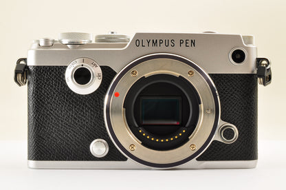[US Duty Paid] Olympus PEN-F 20.3MP Digital Mirrorless  Silver Body Count: 14030