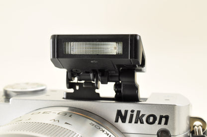 [Mint+ SC: 101] Nikon 1 J5 Silver Double Lens Kit 10-30mm & 30-110mm US Ships