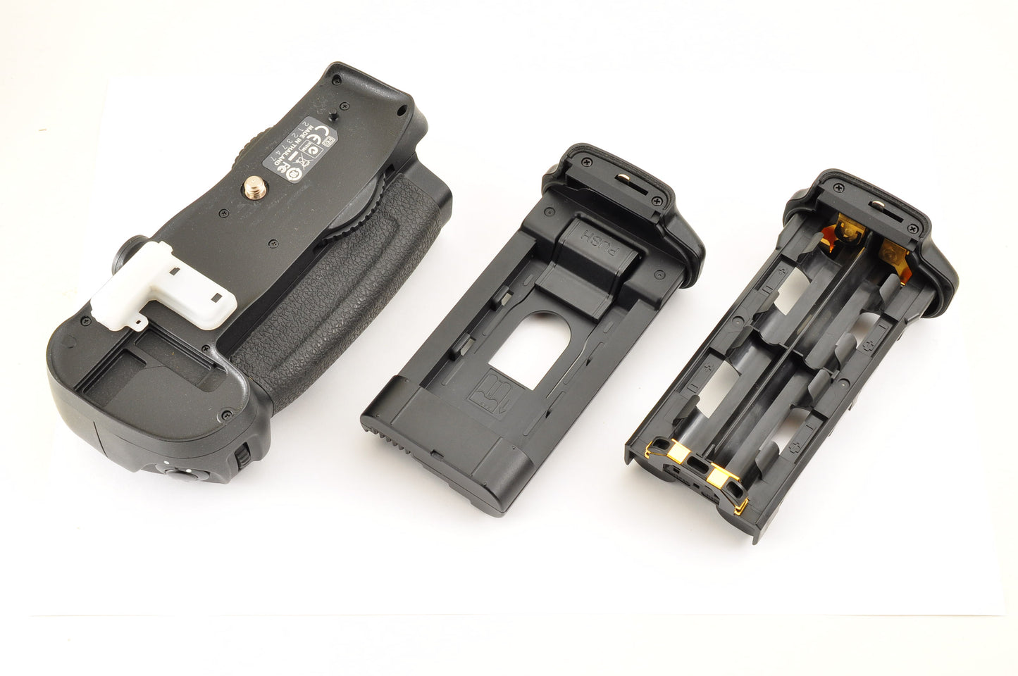 [US Duty Paid] Nikon MB-D10 for D300 D300s D700 Multi Power Battery Pack US Ship