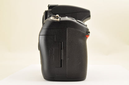 [Mint+ Count: 63] Nikon D700 12.1MP FX Digital SLR Camera Body Ship from USA