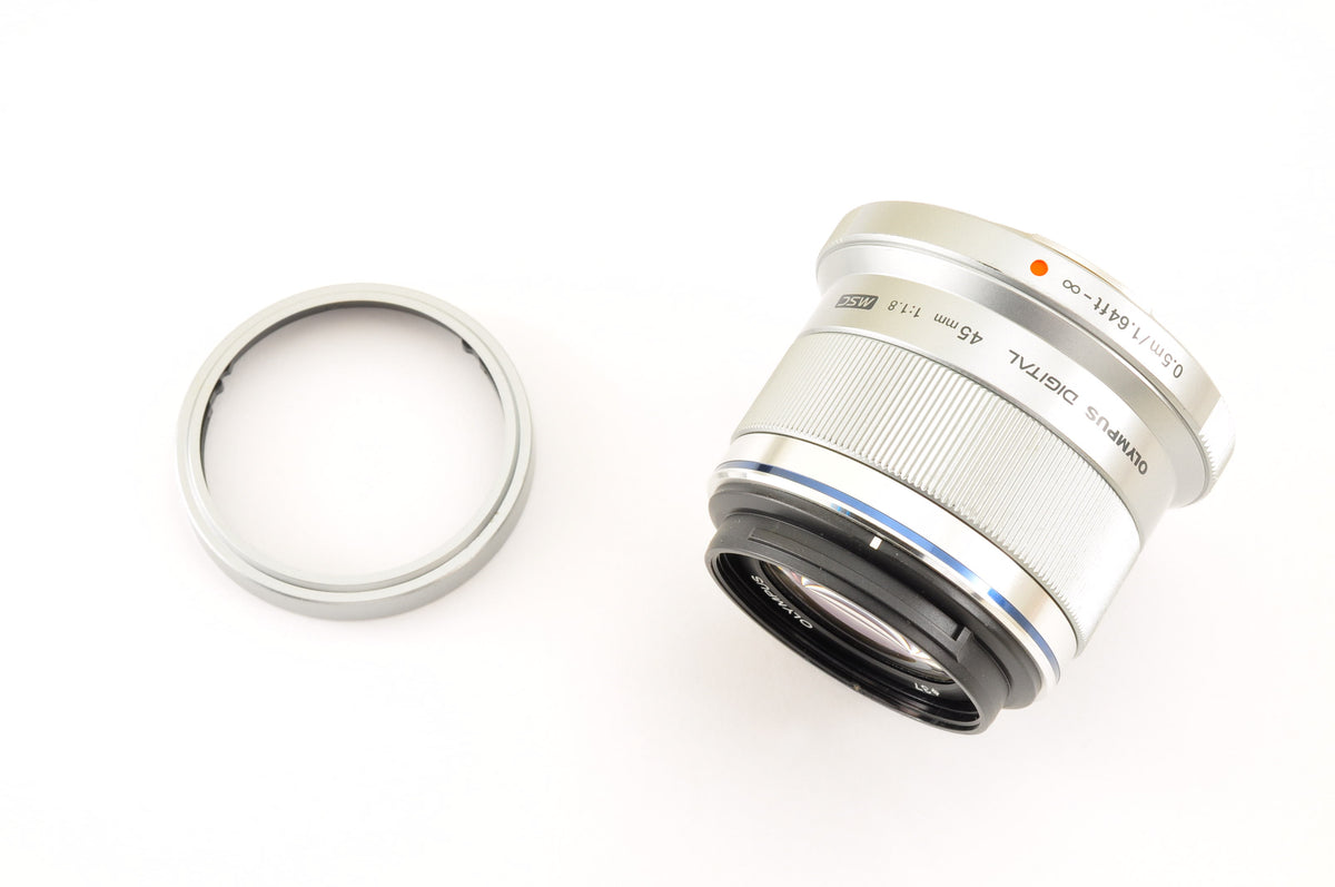 [Mint+++] Olympus M.Zuiko Digital 45mm F/1.8 Lens Silver Micro Four Thirds USA