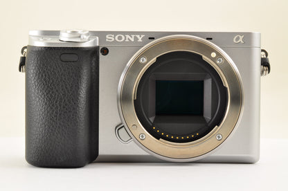 [Top Mint+ Count: 2004] Sony ILCE-6400Y a6400 Silver w/ SELP1650 SEL55210 USA