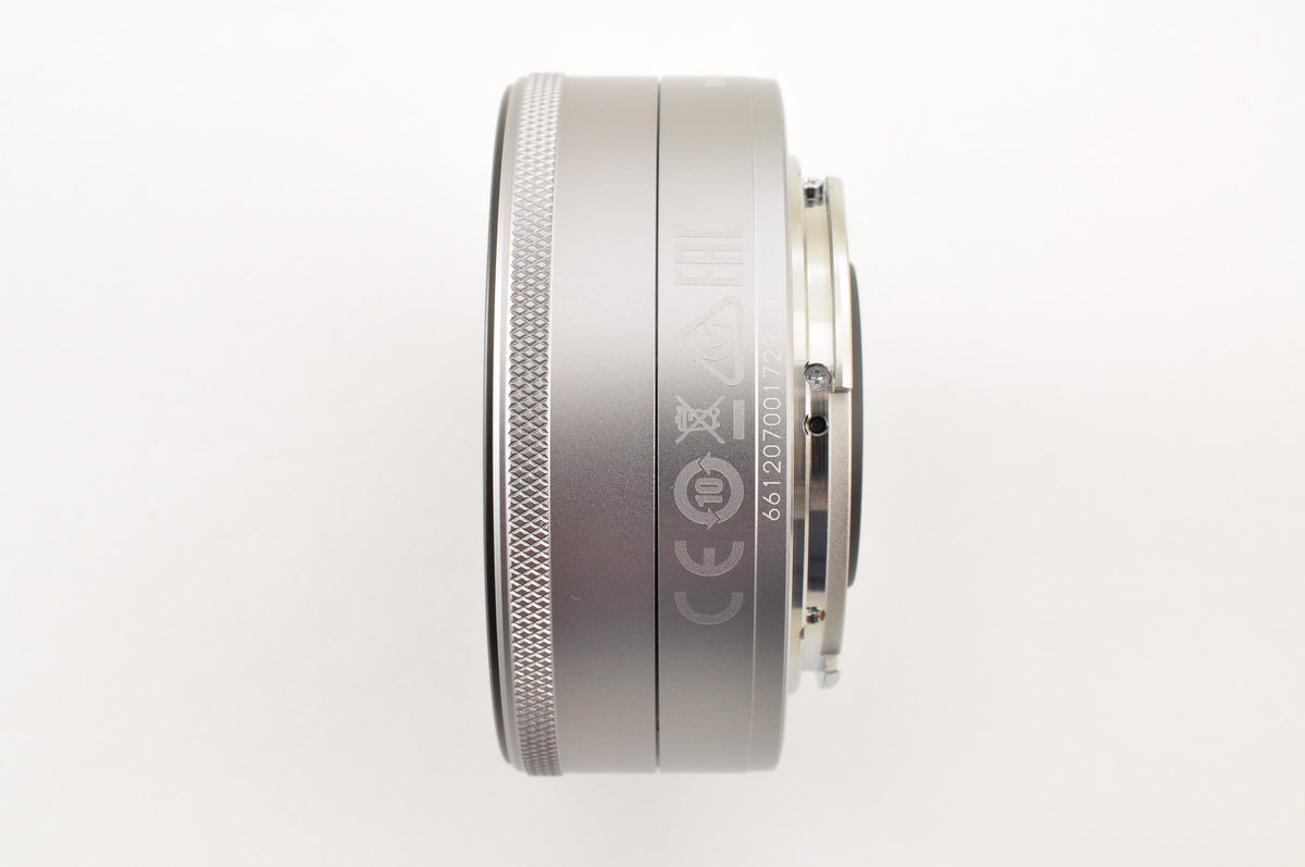 [Top Mint+] Canon EF-M 22mm f/2 STM AF Lens Silver for EOS EF-M Mount US OR Ship