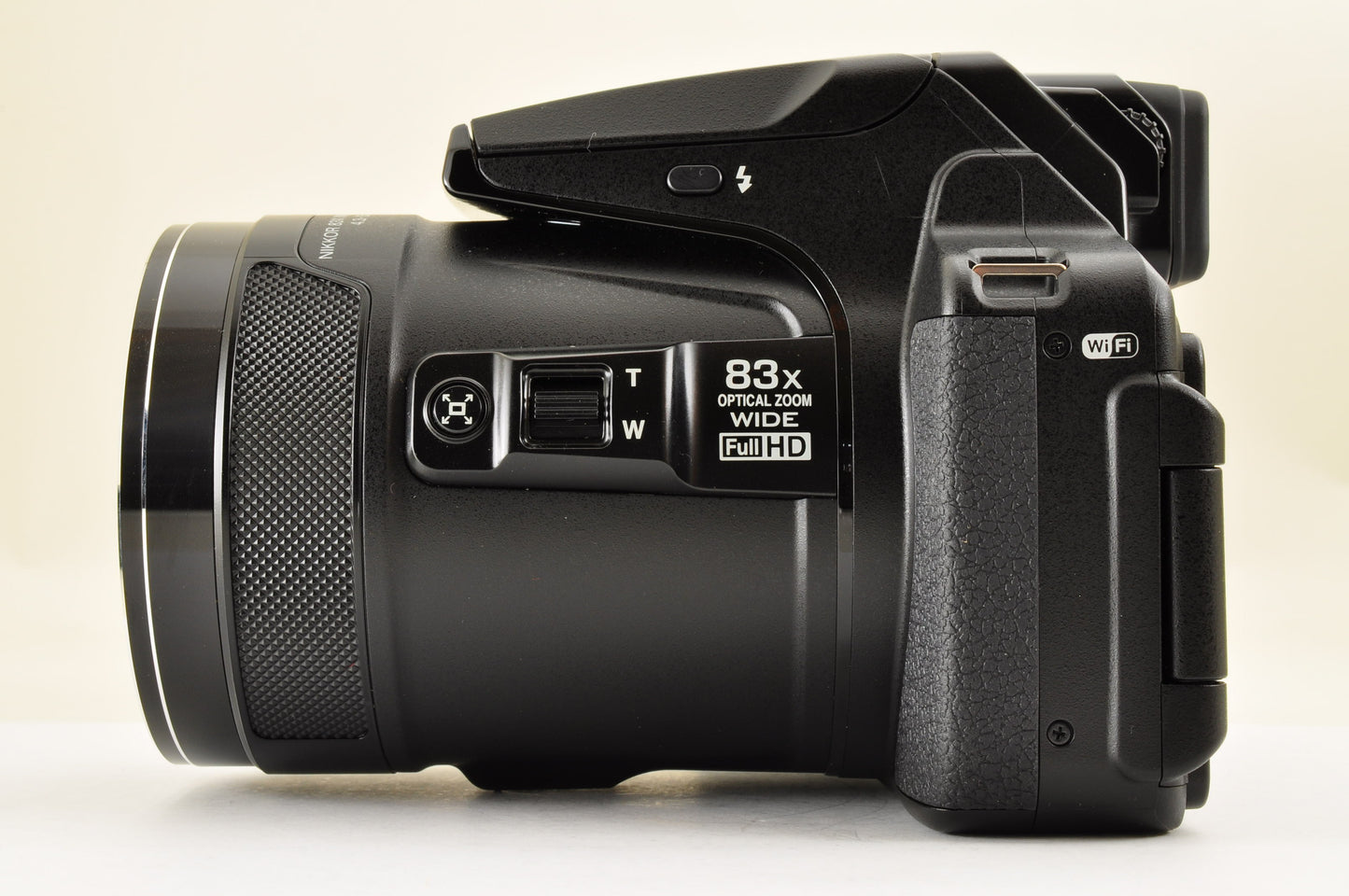 [Top Mint+] Nikon COOLPIX P900 Black 83x zoom 16MP Compact Digital Camera USA