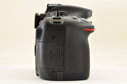 [Top Mint+] Nikon D5200 24.1MP Digital SLR BLACK w/ 18-55mm & 55-300mm US Stock