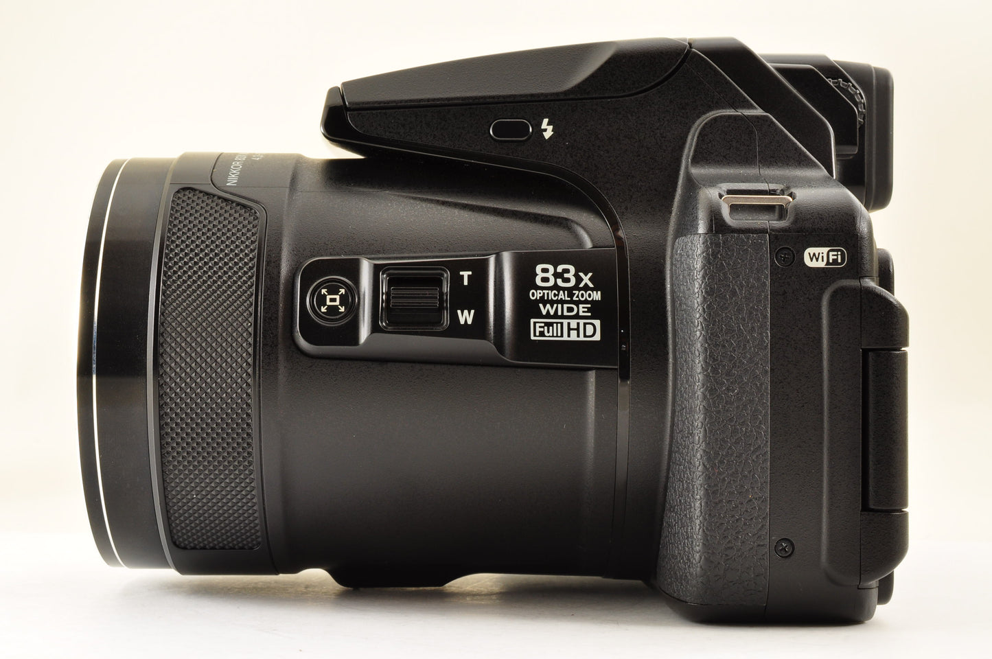 [Top Mint] Nikon COOLPIX P900 Compact Digital Camera 16MP 83x Zoom US OR Stock