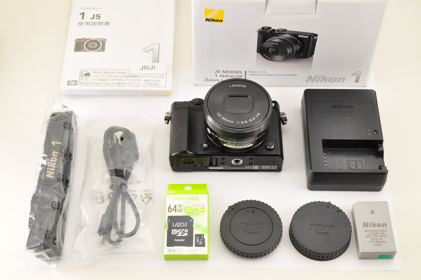 [Mint+++ SC: 4787] Nikon 1 J5 Black Lens Kit 10-30mm f/3.5-5.6 PD Zoom US Ships