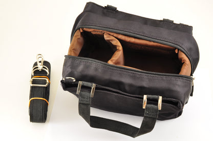 [US Duty Paid] OLYMPUS OM-D E-M10 Mirrorless Camera w/ 14-42mm 40-150 Lens USA