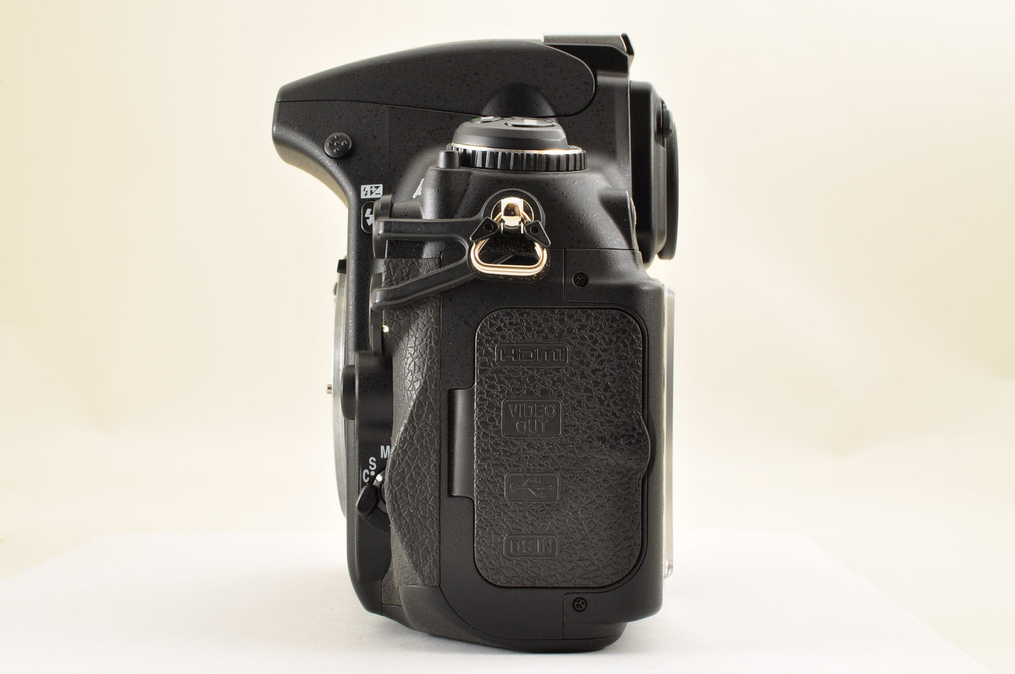 [Mint+ Count: 63] Nikon D700 12.1MP FX Digital SLR Camera Body Ship from USA