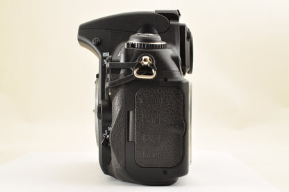 [Mint+ Count: 63] Nikon D700 12.1MP FX Digital SLR Camera Body Ship from USA