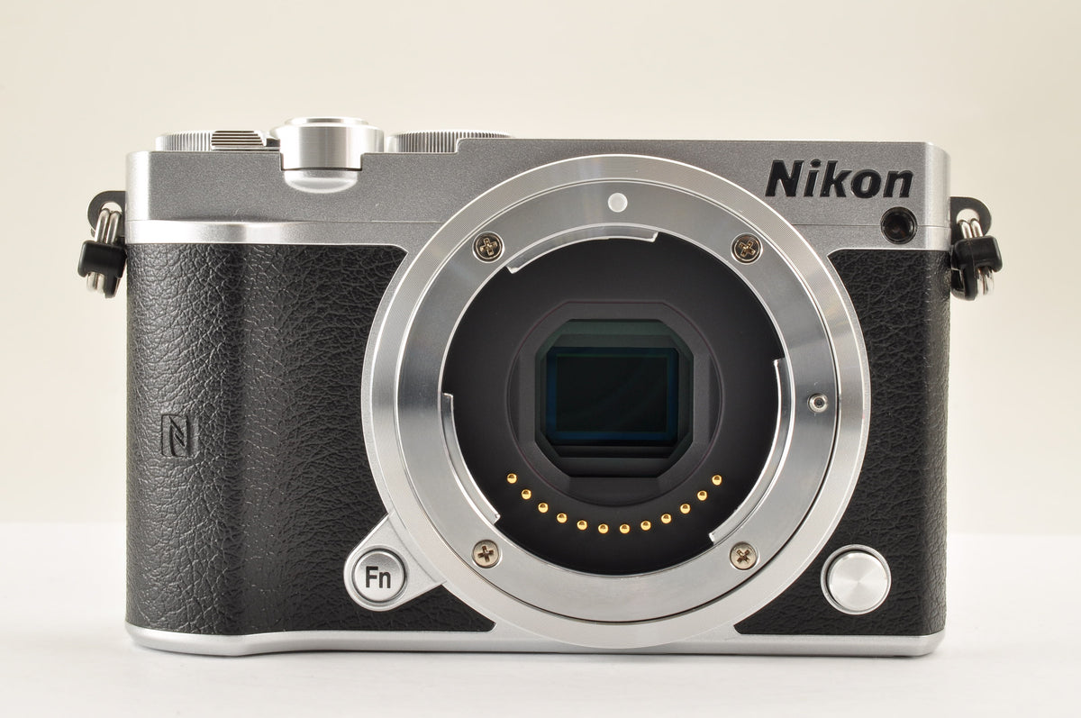 [Top Mint+ SC: 803] Nikon 1 J5 Silver W zoom kit 10-30mm & 30-110mm VR US Stock
