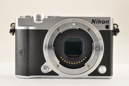 [Top Mint+ SC: 803] Nikon 1 J5 Silver W zoom kit 10-30mm & 30-110mm VR US Stock