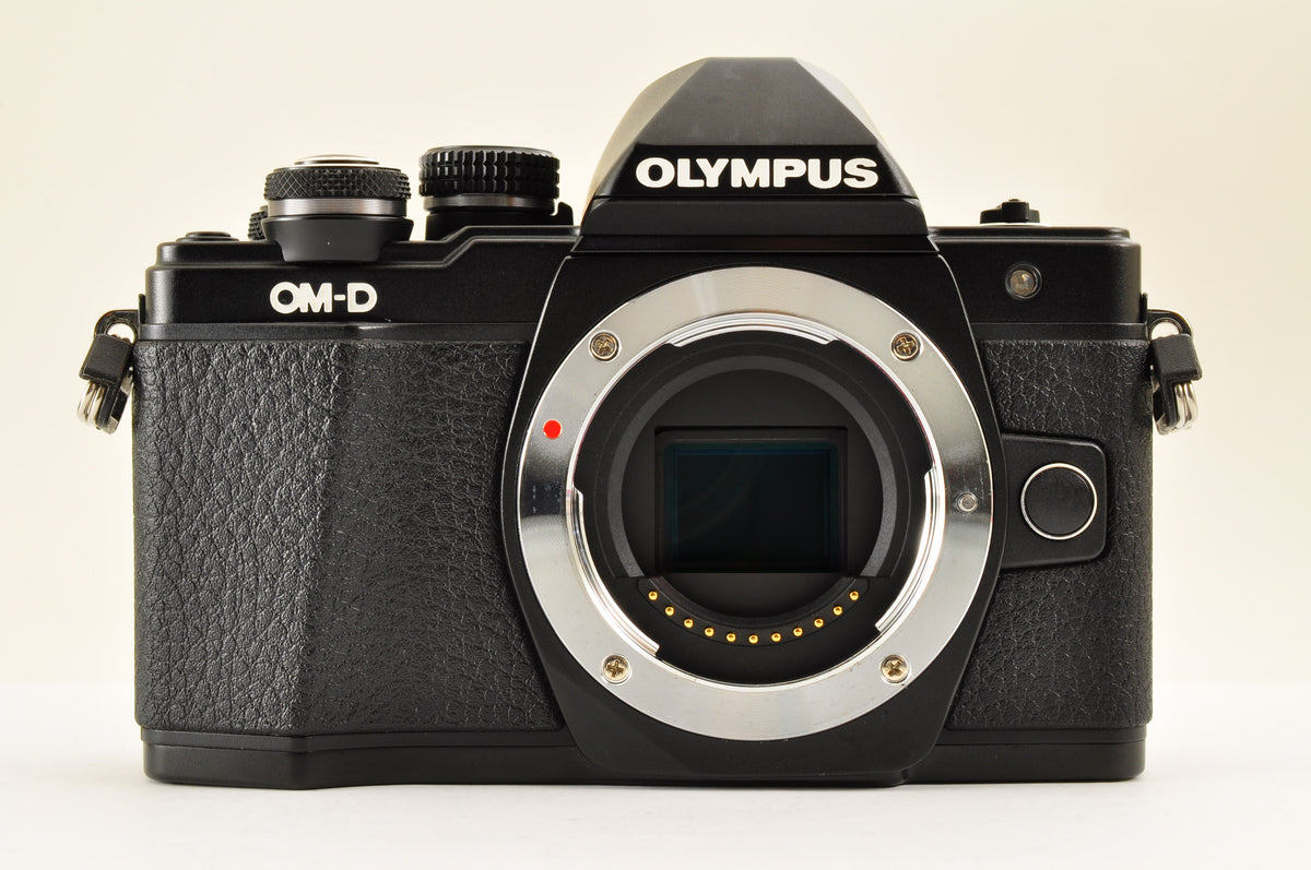 [Top Mint+] Olympus OM-D E-M10 Mark II 16.1 MP w/ 14-42mm EZ & 40-150mm Lens US