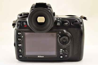 [US Duty Paid] Nikon D700 12.1MP Digital SLR Camera Body Count: 7117 US Ships