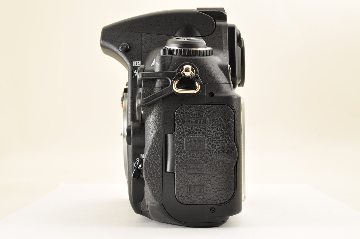 [Top Mint+ SC: 1841] Nikon D700 12.1MP FX Digital SLR Camera Body in BOX US OR