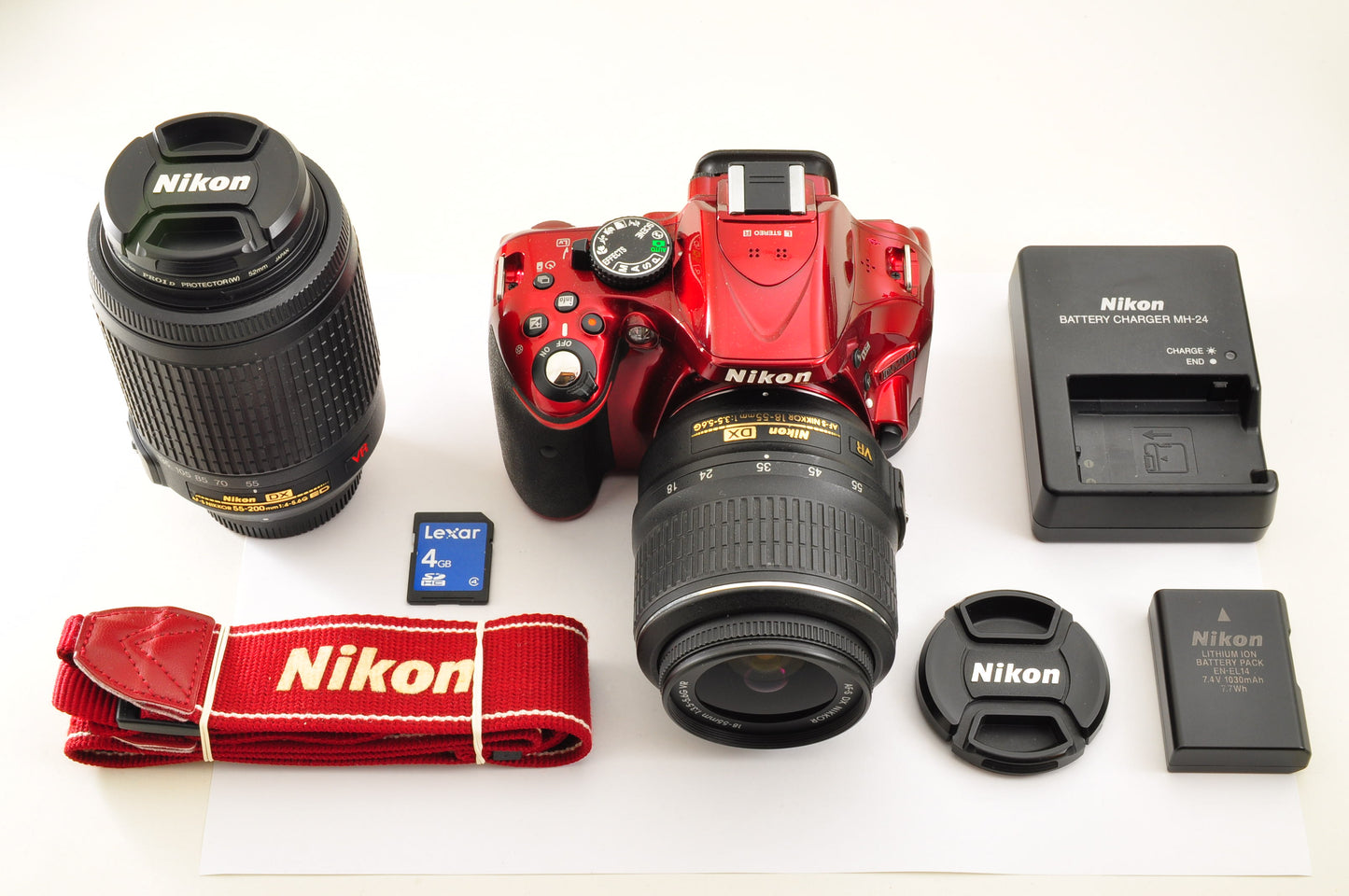 [Mint+] Nikon D5200 24.1MP Digital SLR Red w/18-55mm & 55-200mm VR US Ships