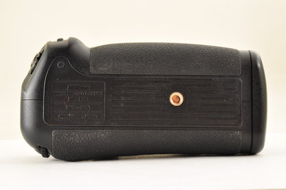 [US Duty Paid] Nikon MB-D10 for D300 D300s D700 Multi Power Battery Pack US Ship